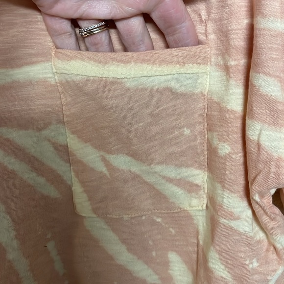 Love Vintage size M/L Tie-Dye Pink and Cream Short Sleeve Crop Top with Pocket - Picture 3 of 7